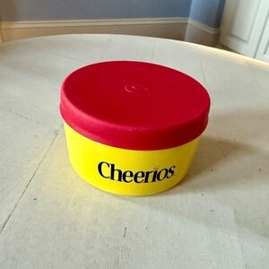 S’well Cheerios Limited Edition Container NWOT 💛♥️
